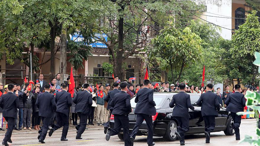 Đội vệ sĩ chạy được huấn luyện thế nào để bảo vệ Kim Jong Un?